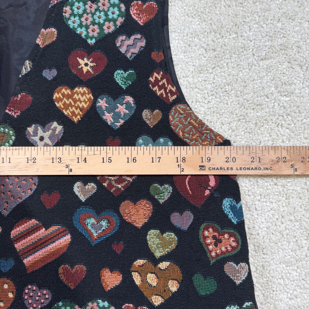 Facets Tapestry Vest Women's 1X Black Heart Print Vintage Metal Button Front - Picture 7 of 9